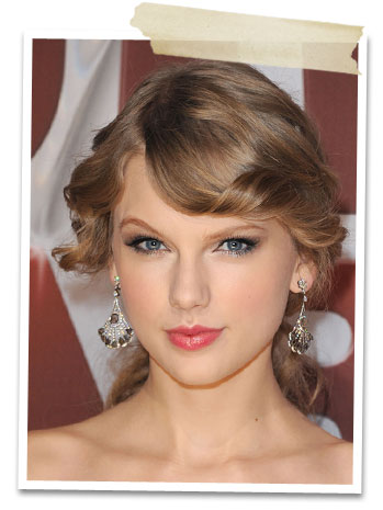 CMA hair styles Taylor Swist Hair Style